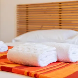  Appartamento Guest Planet - Grazioso Bilocale Bande Nere M1