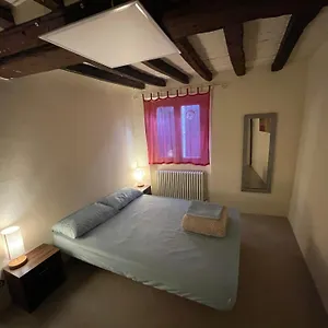 Attic In The Old Town , Modena Italia